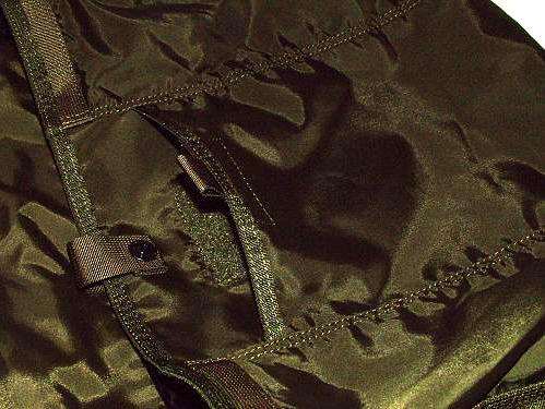 medium design group deployment messenger bag15