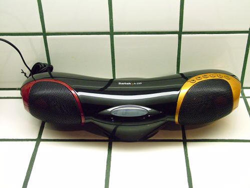saitek a250 wireless speaker12