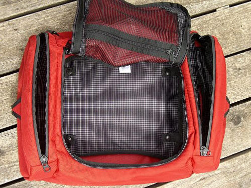 tom bihn aeronaut18