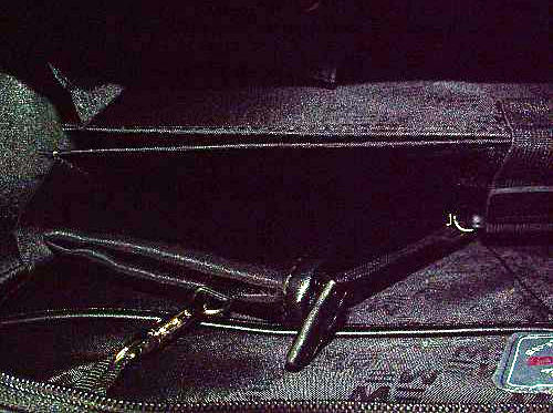 mobile edge geneva tote17